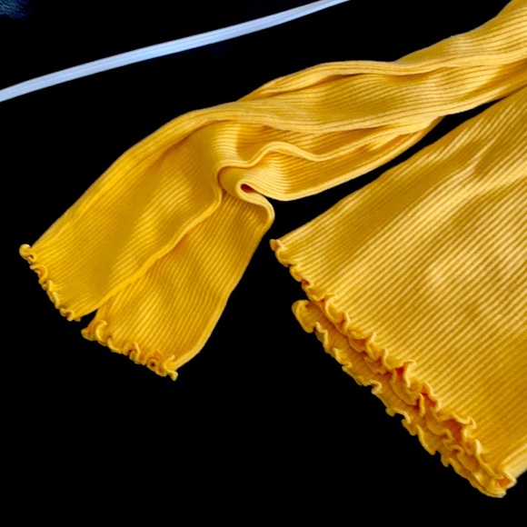 Cute little mock turtleneck tops is lots of colors - Picture 9 of 9